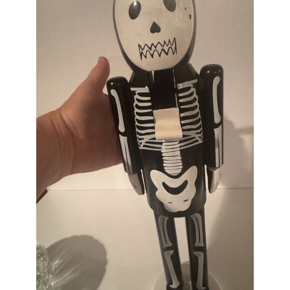 💀 Northlight 14" Wooden Skeleton Halloween Nutcracker (Black & White) - Picture 2 of 13